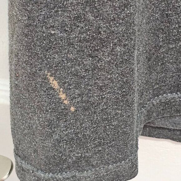 Two Van's Tee Shirts Black Gray Medium & Large Van's Off the Walls & Logo - Picture 9 of 15